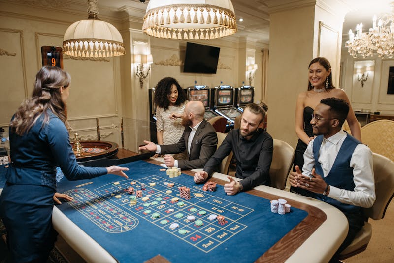 五种常见的赌博误区，如何避免掉入陷阱-棋牌策略-棋牌外挂论坛